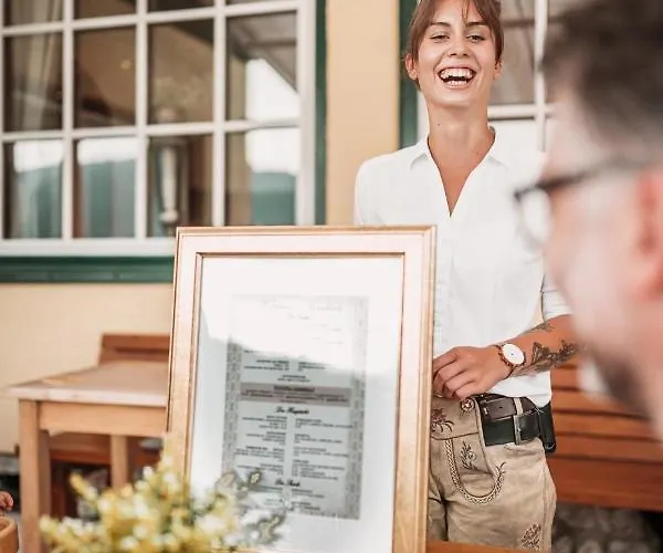 Peter 4* Saint Wolfgang